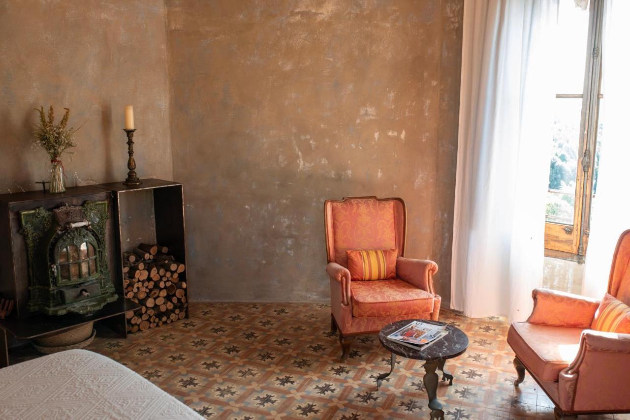 Ca N'Heras Guest House Canet de Adri Екстериор снимка