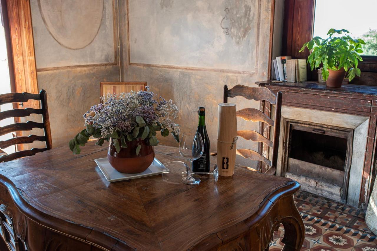 Ca N'Heras Guest House Canet de Adri Екстериор снимка