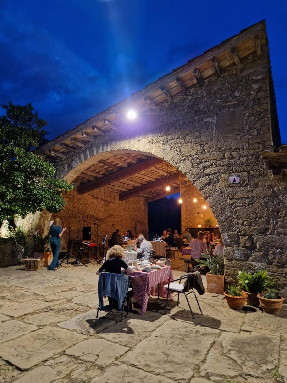 Ca N'Heras Guest House Canet de Adri Екстериор снимка